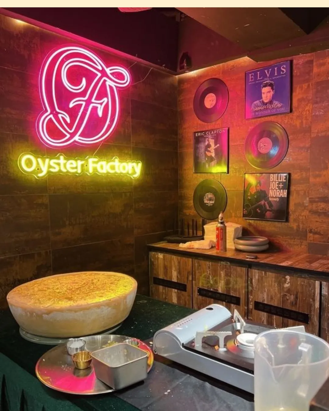 Oyster Factory