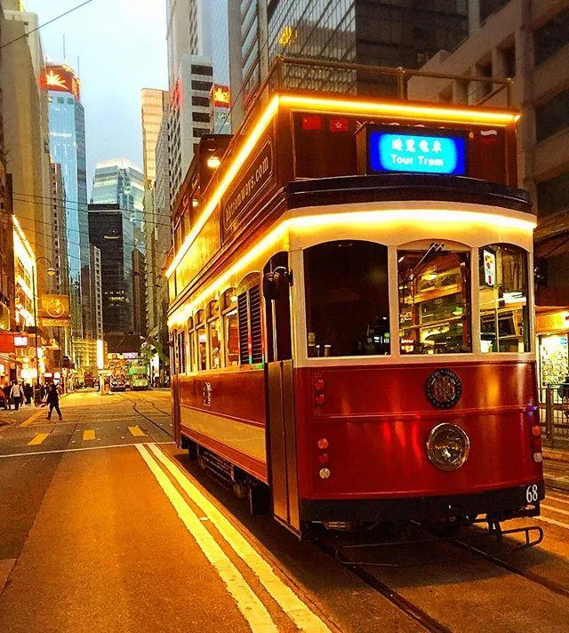 電車全景遊