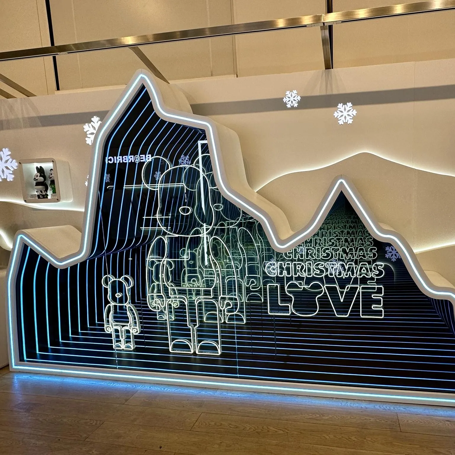 海港城·美術館