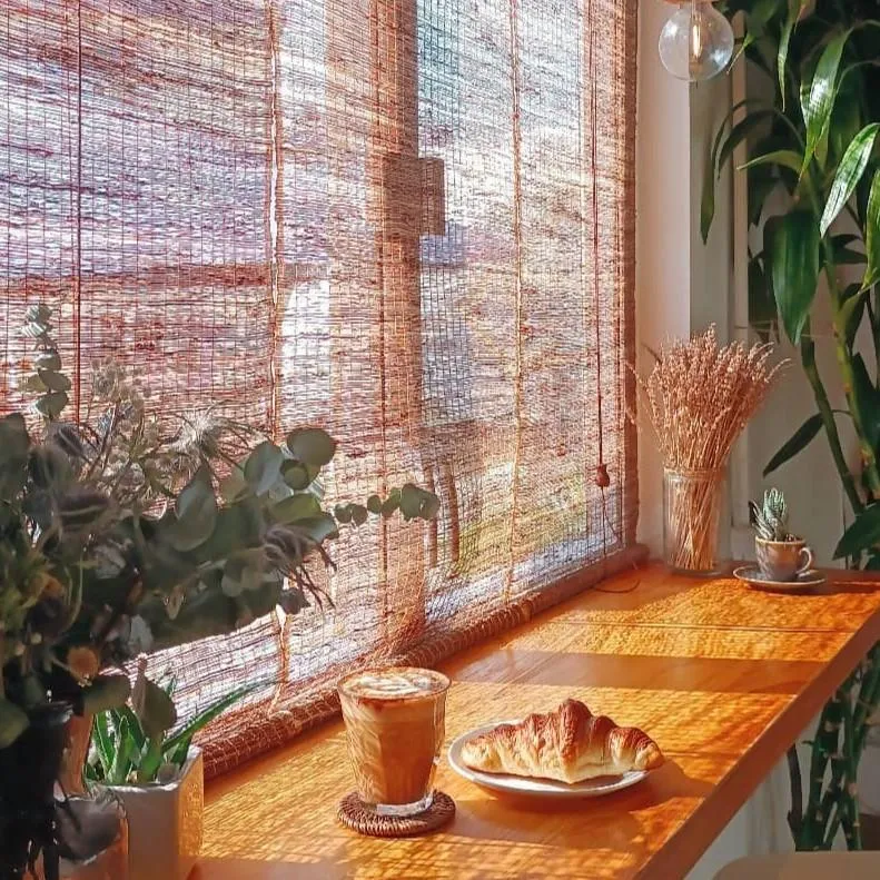 Island Table Grocer Café