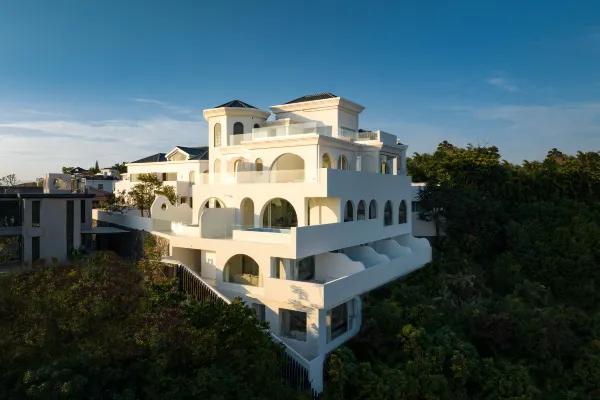 蜜悦·深圳藍白聖島懸崖泡池美宿