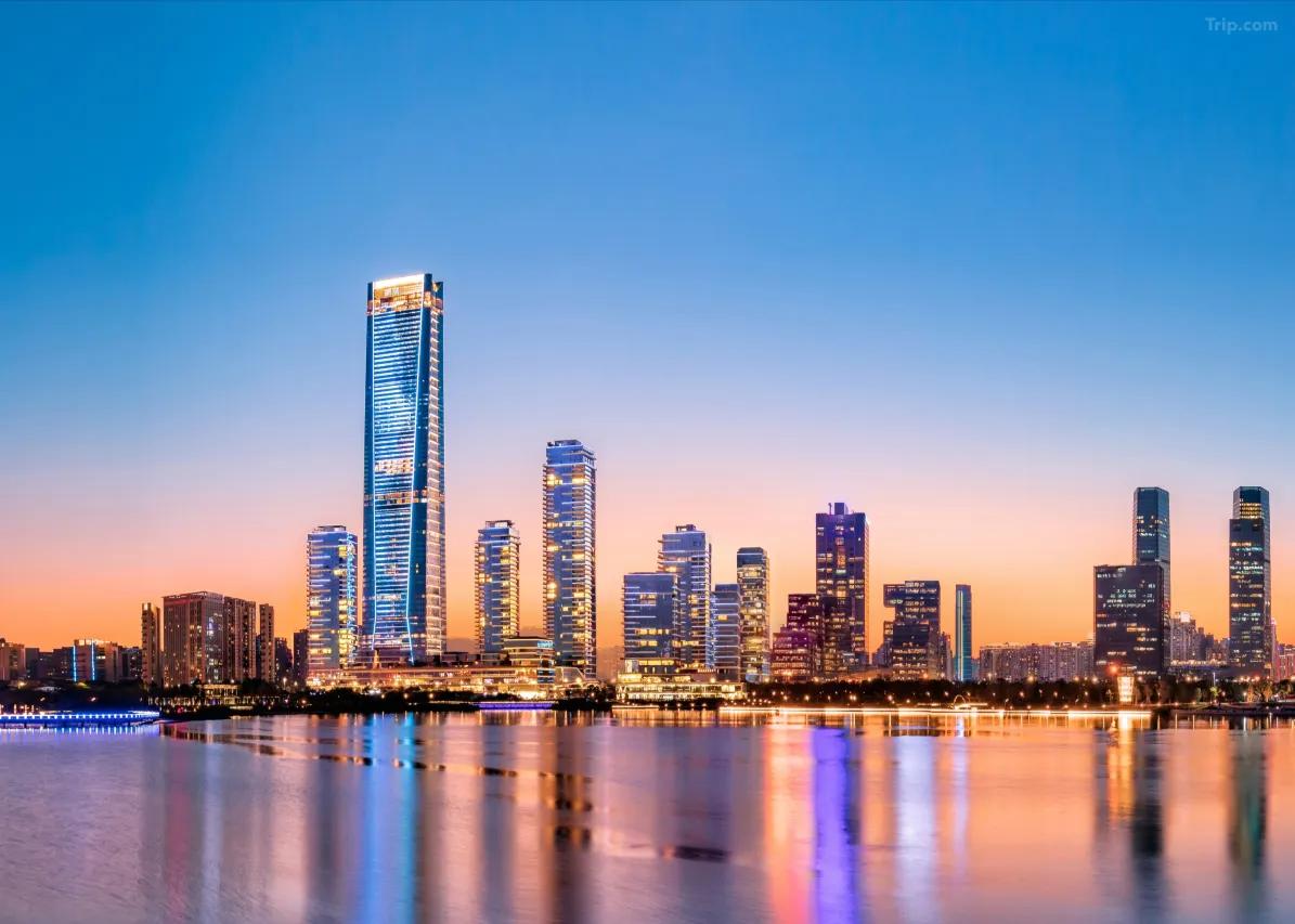 深圳鵬瑞萊佛士酒店