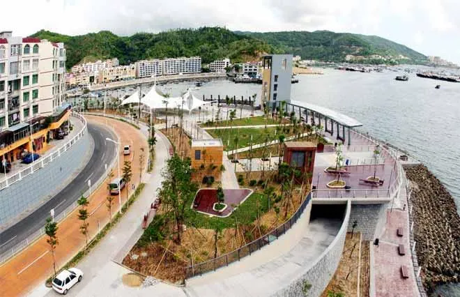 南澳月亮灣廣場