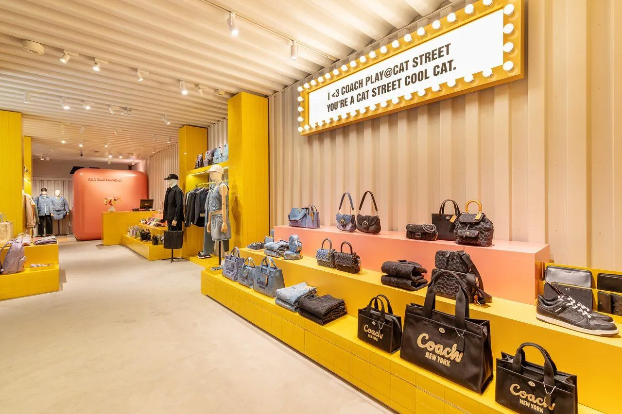 Coach (東京原宿店)