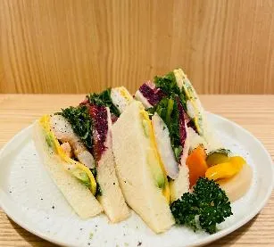 Pelican CAFE