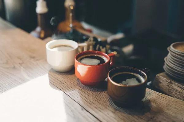 Nui HOSTEL & BAR LOUNGE