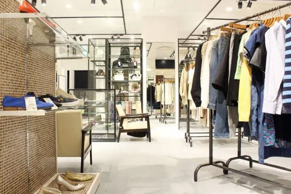 RAGTAG (心斎橋店)