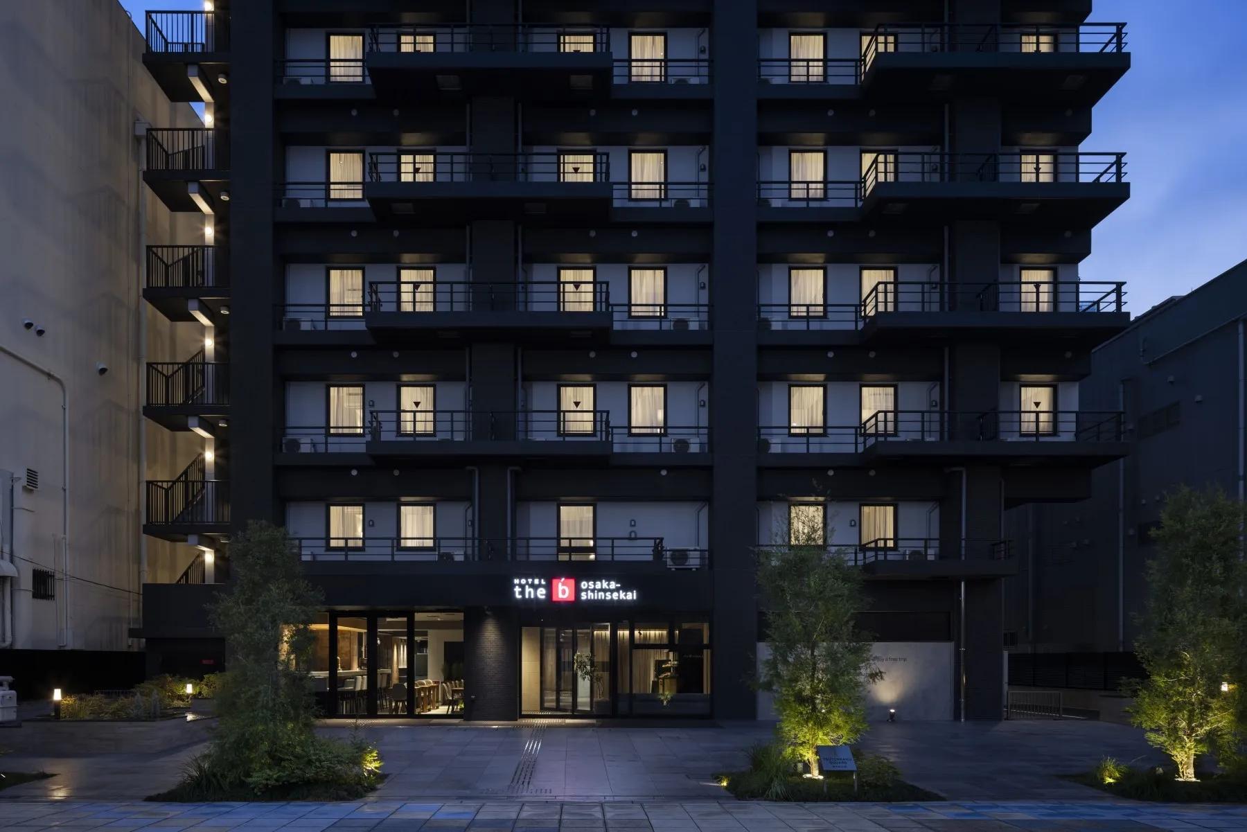 the b 大阪新世界