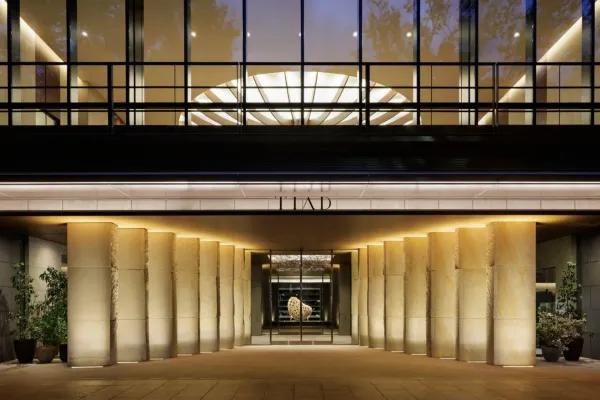 TIAD, AUTOGRAPH COLLECTION