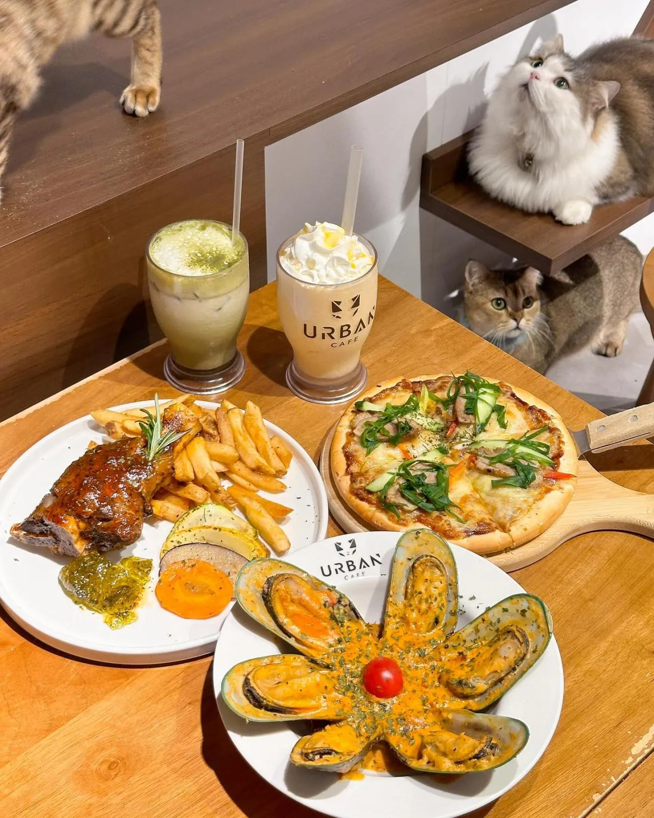 URBAN Cafe（麗新商業中心店）