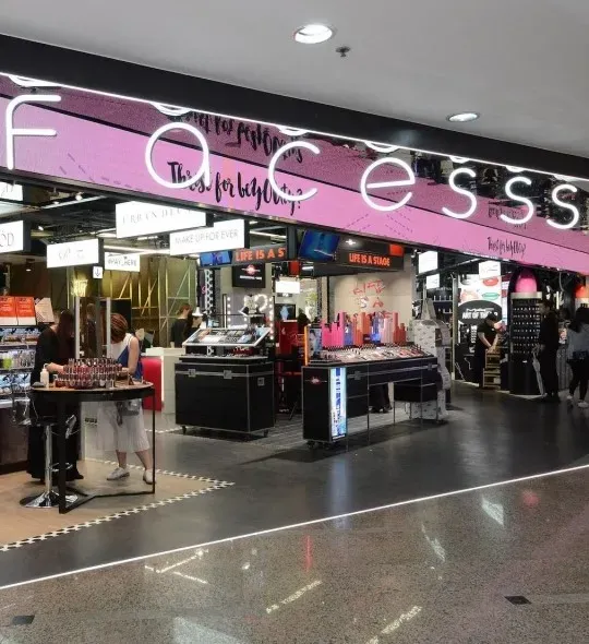 Facesss (時代廣場)