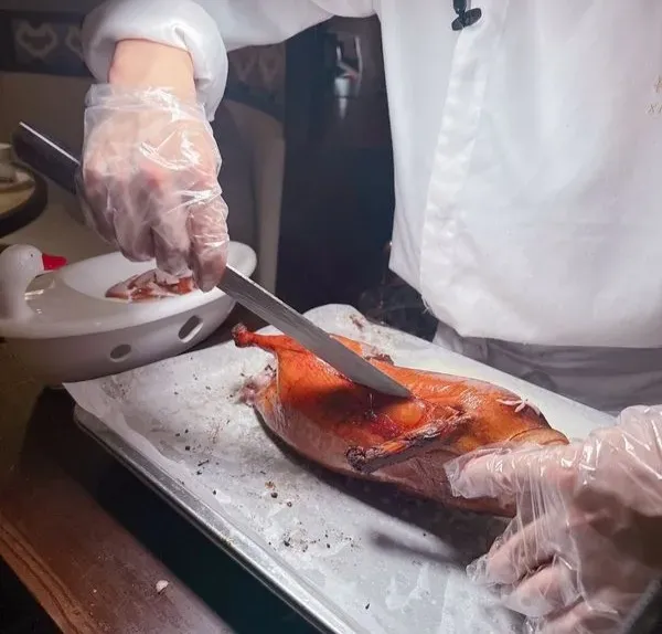 喜喜烤鴨 (平安金融中心)