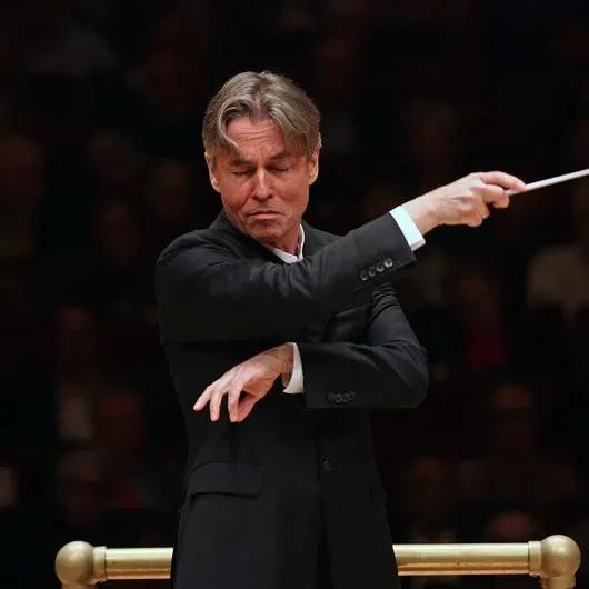 沙羅倫（指揮）