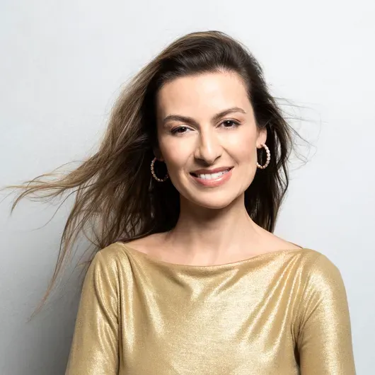 坎睿思（女高音）