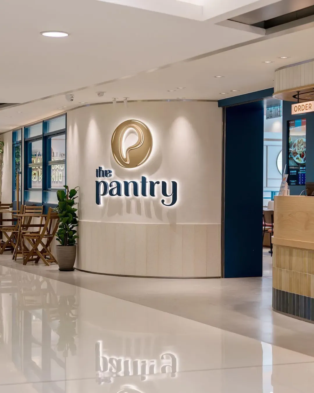The Pantry Cafe