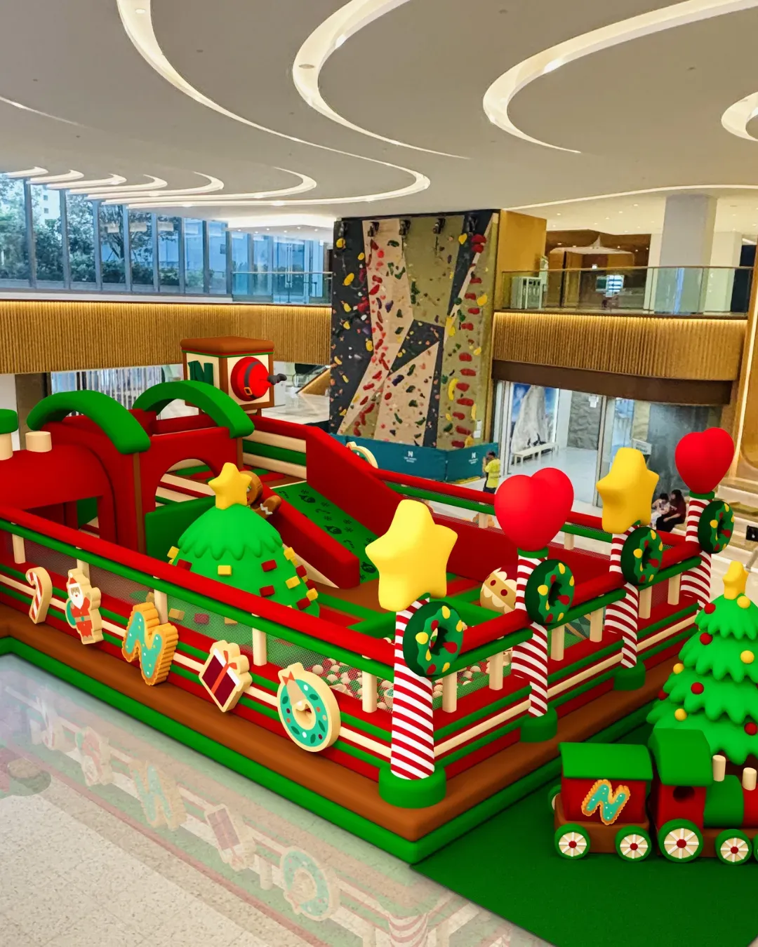 彈彈跳聖誕列車