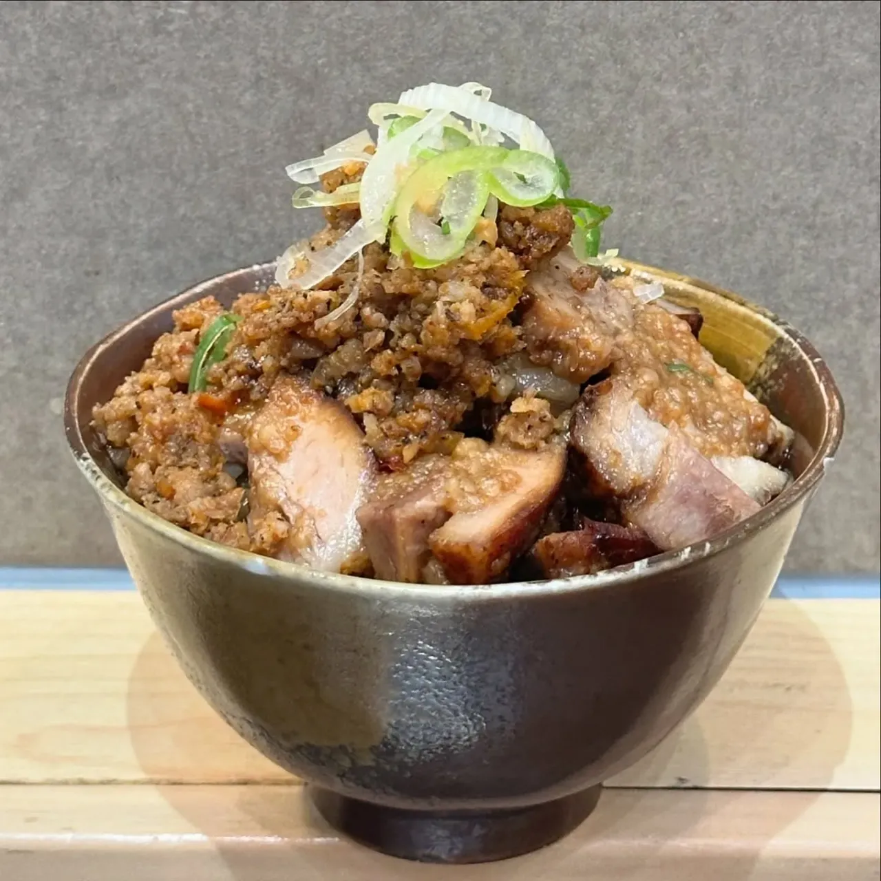 圖片來源：FB@丸目背脂煮干 香港店 