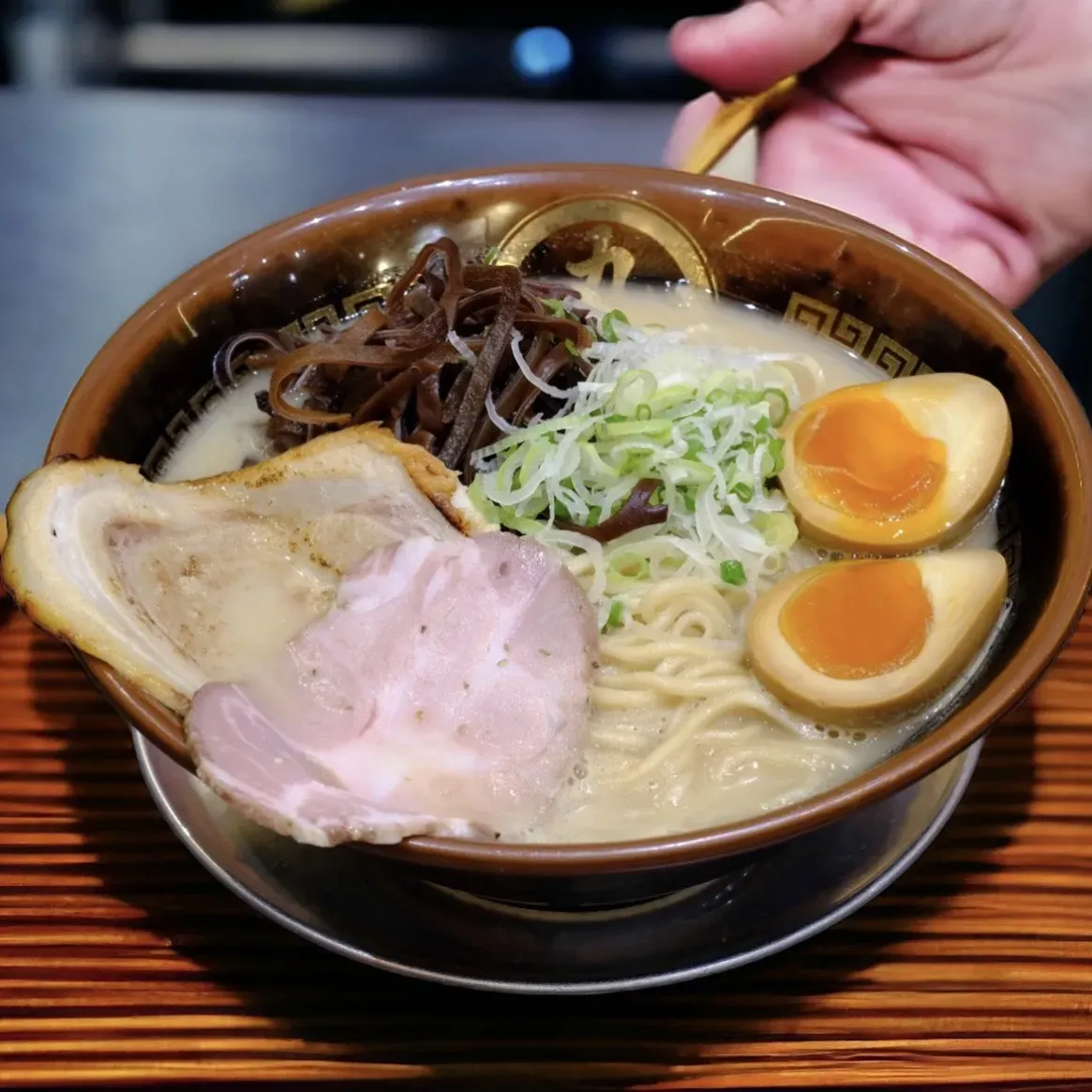 丸目背脂煮干 香港店 