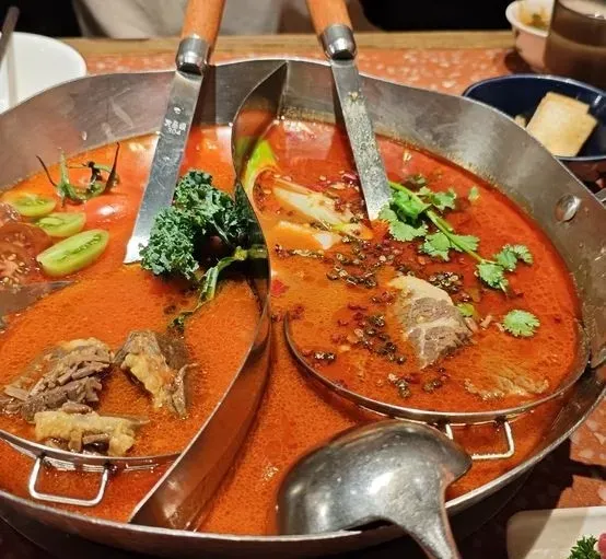 圖片來源：小紅書@牛百鲜牛腩煲火锅