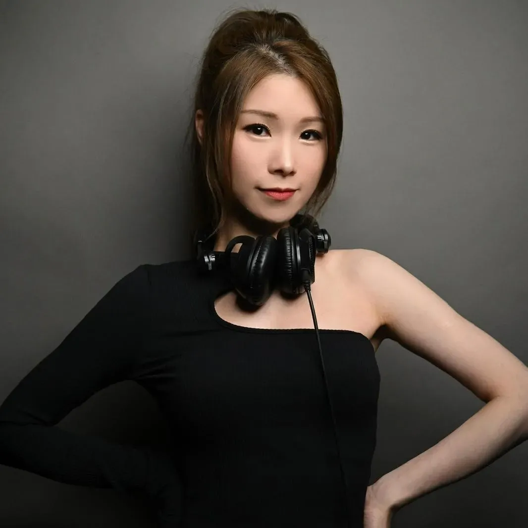 九龍東皇冠假日酒店