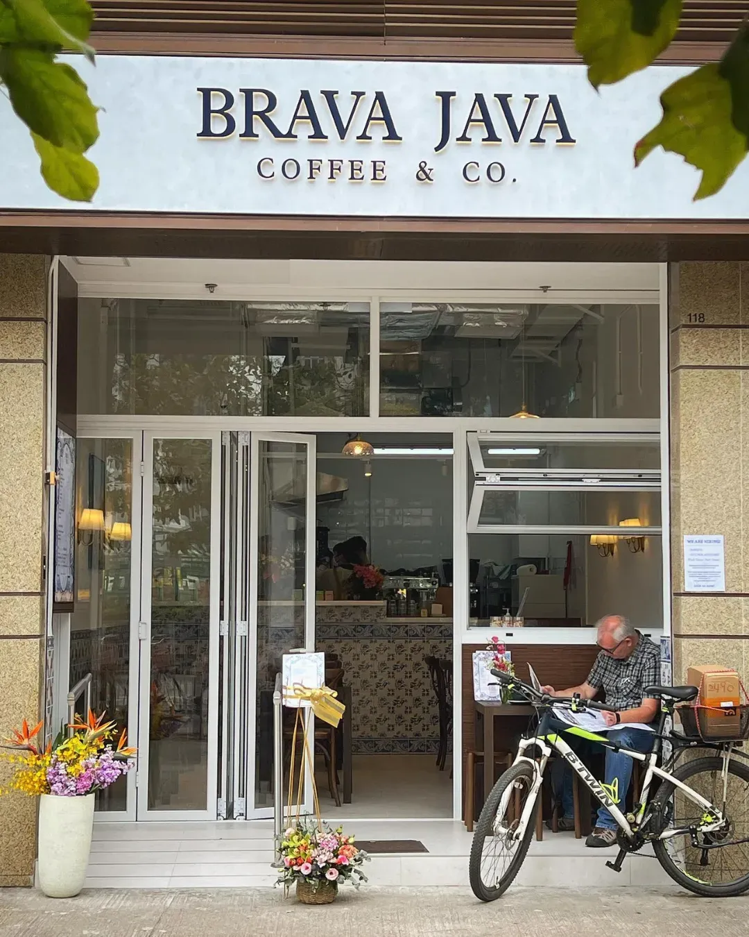 BRAVA JAVA COFFEE & CO. (元朗)