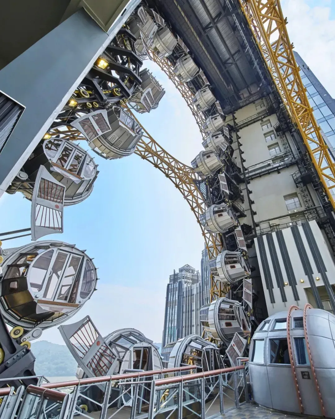 影滙之星8字形摩天輪