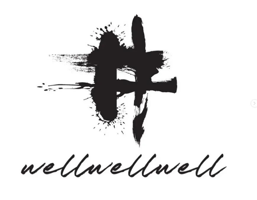 Auntie AYI @wellwellwell