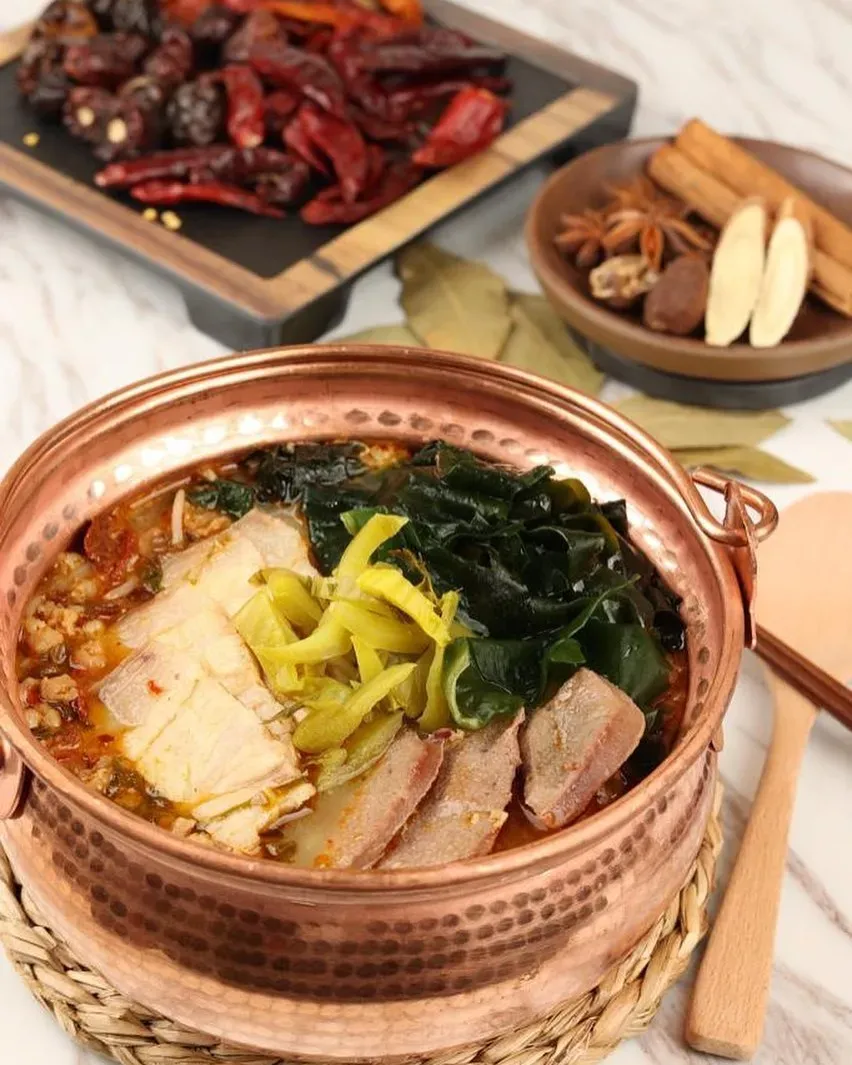 春城銅鍋米線 (銅鑼灣)