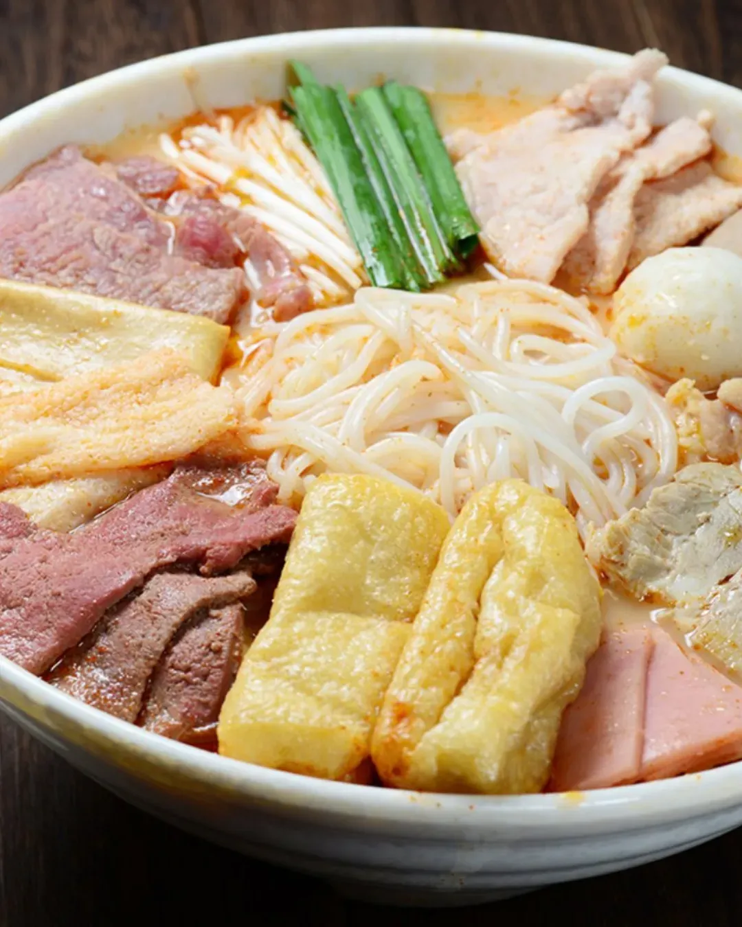 九頭鳥米線 (中環)