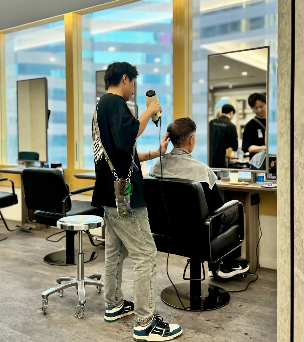 圖片來源：FB@The Room Hair & Design