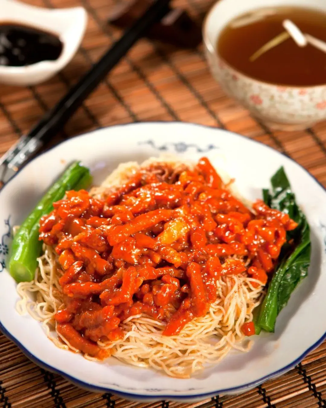 何洪記粥麵專家 (銅鑼灣)