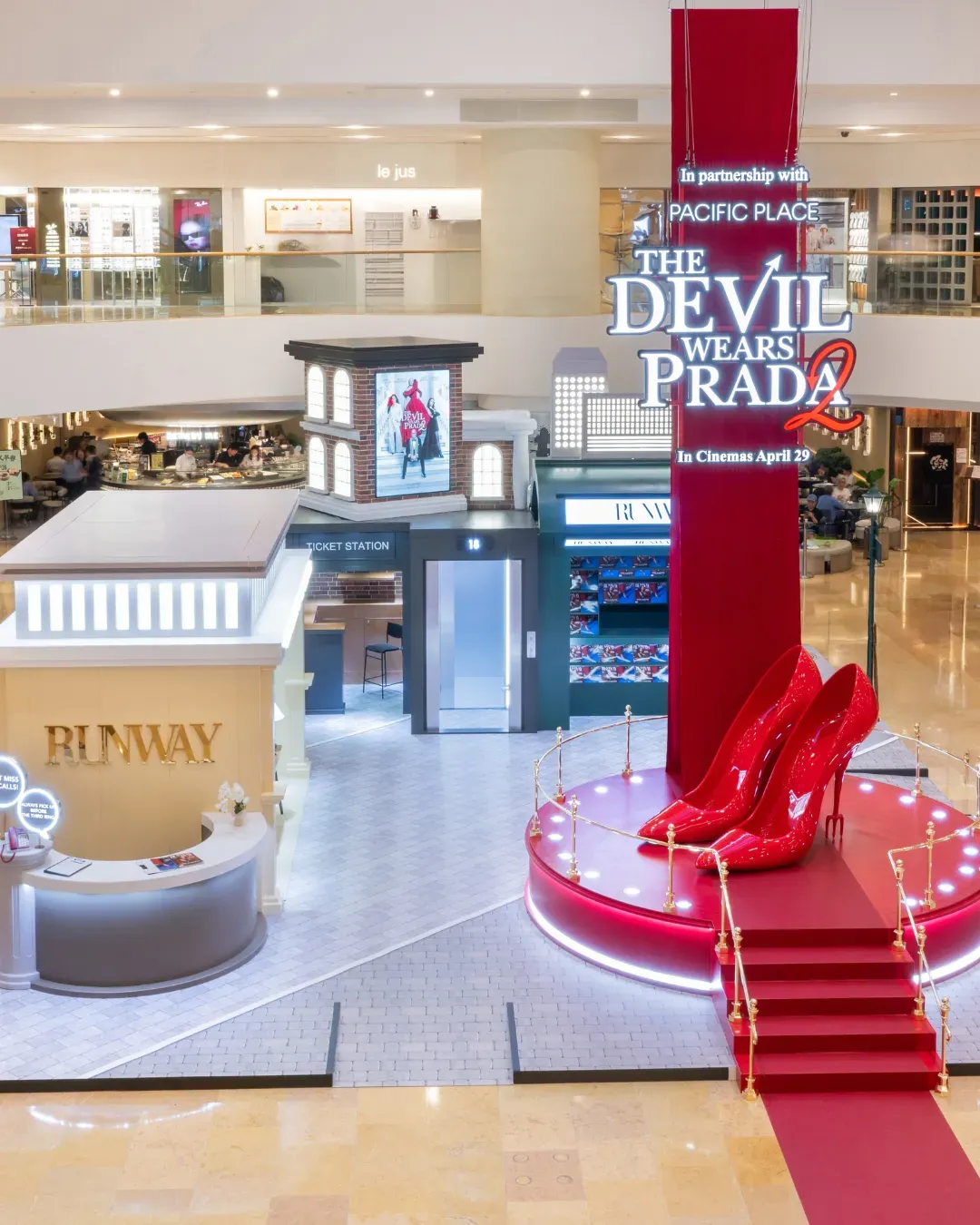 「Be Devilishly Fashionable」—《穿 PRADA 的惡魔 2》