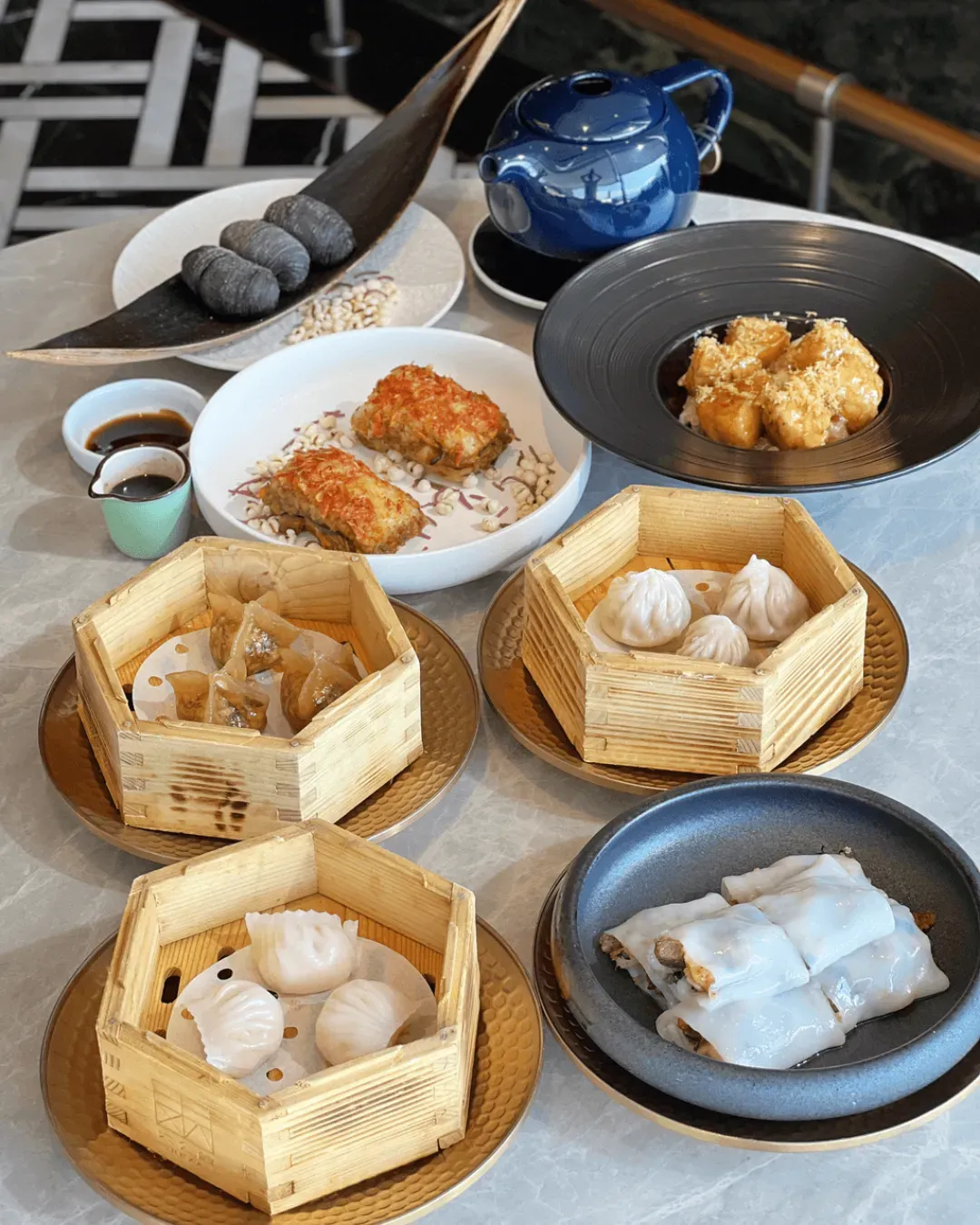 六公館