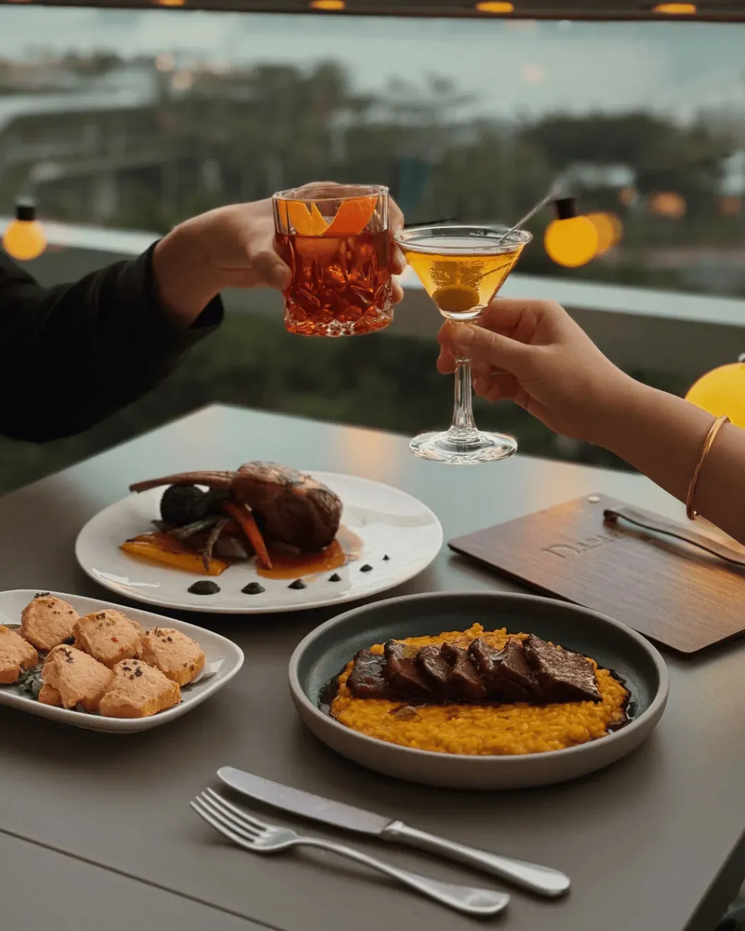 Dedica Restaurant Lounge &amp; Bar