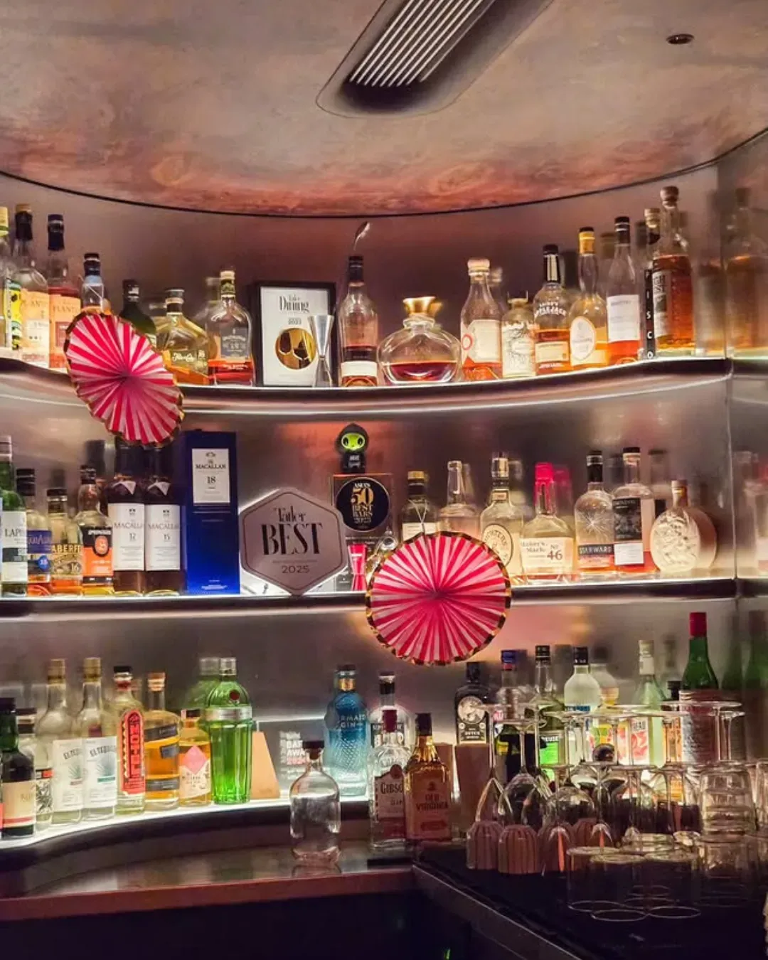 Artifact Bar
