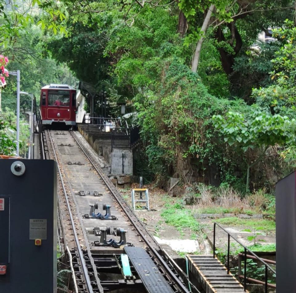 香港 山頂纜車第五代 山頂ケーブルカー 首頁| THE PEAK HONG KONG