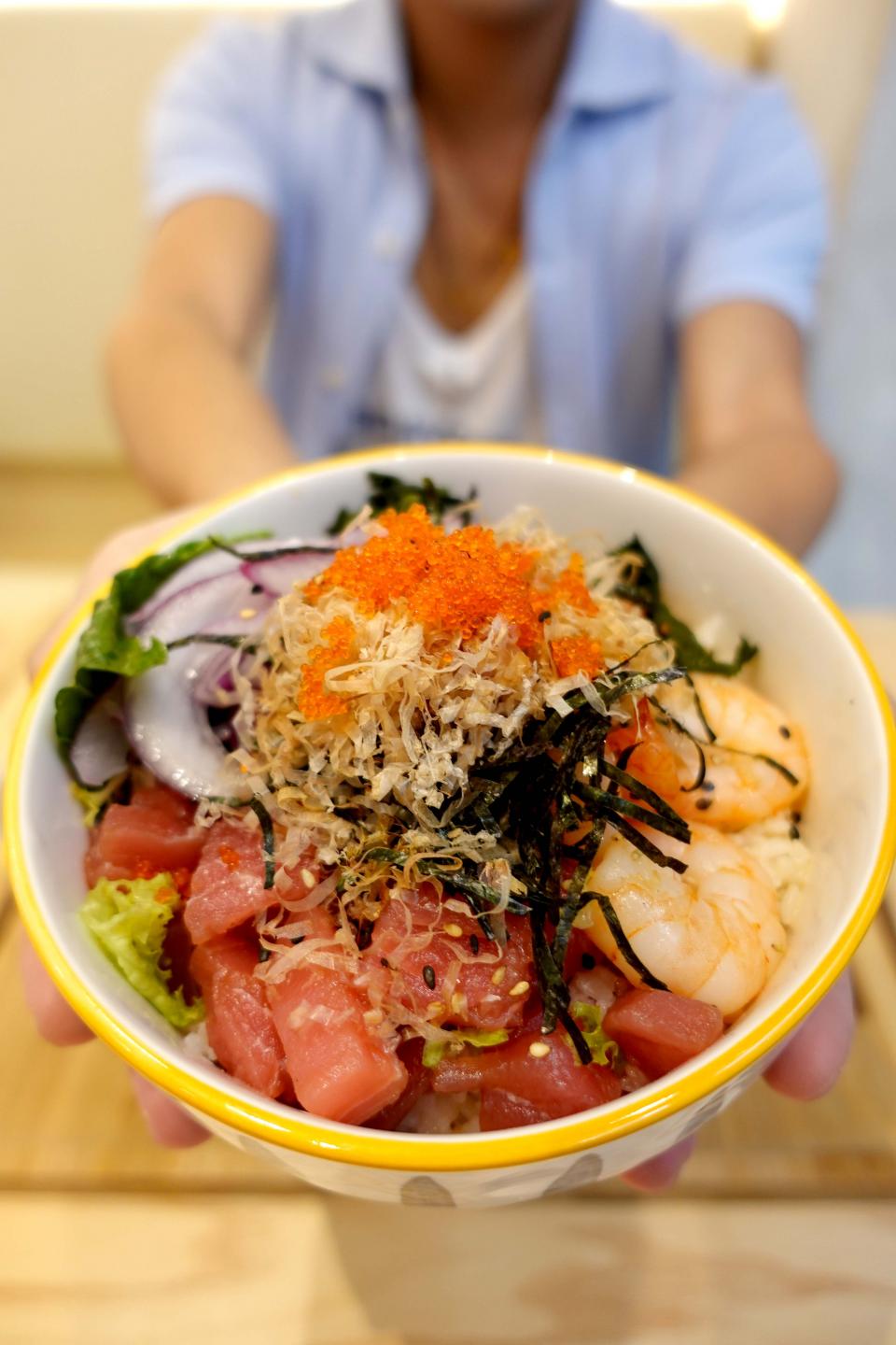 旺角新派食店【POKE TOKE】夏威夷丼飯充滿夏日海灘風情。 - U Blog