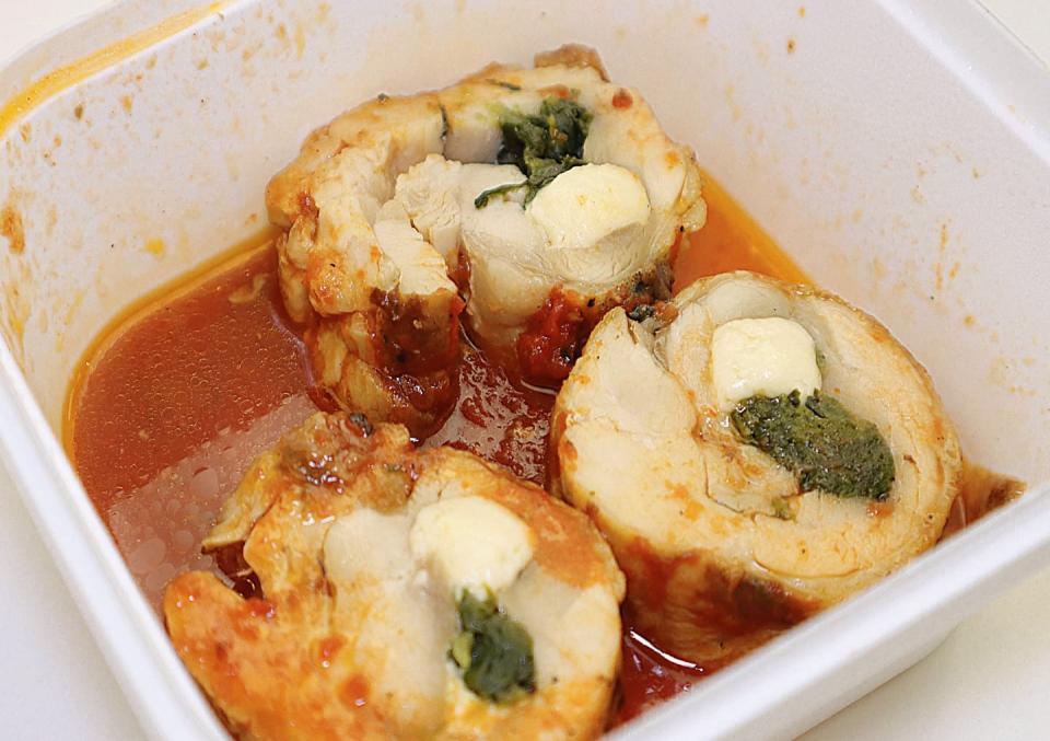 蕃茄菠菜芝士雞肉卷