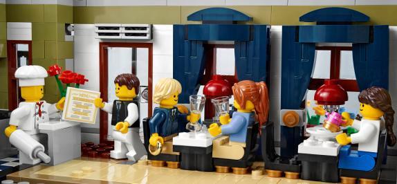 LEGO 10243 Parisian Restaurant