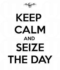 要對你的每一日保持正面的態度，學懂愛惜你擁有的每一天。相信你都有聽過「及時行樂」這個成語吧？要學懂享受你生命中的每一刻，儘管那一刻是快樂也好、不快樂也好，都要好好享受。所謂「船到橋頭自然直」，你一定可以克服生命中每一個難關。與其把事情想得太負面，倒不如想一點令自己開心快樂的事。