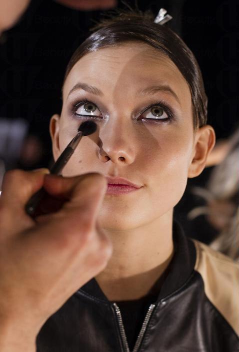 擁有明眸大眼so easy！10個放大雙眼的彩妝技巧