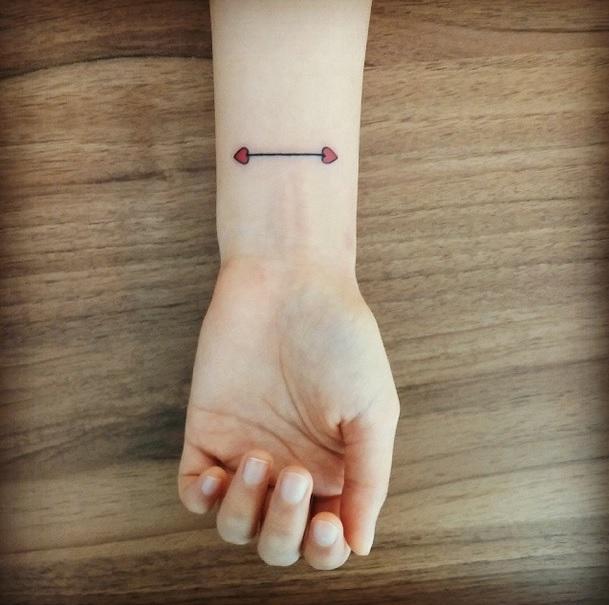 紋身≠壞女孩!屬於文青的簡約紋身 紋身≠壞女孩!屬於文青的簡約紋身