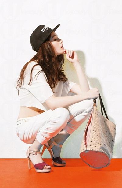 春夏就是要「露腰」！短上衣穿搭法