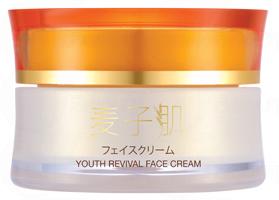 全港首個以植物胎座研發護膚產品的肌っ子，繼推出美肌飲料後，今年更利用專利黑麥胎座萃取代替動物胎盤，推出護膚品系列。植物胎座的美肌功效較動物胎盤更為顯著，同時確保不會刺激肌膚或導致過敏，再配合多種天然植物萃取，令肌膚變得更緊緻嫩滑。