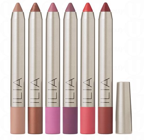 美國有機彩妝品牌ILIA 蘊含芝麻籽油、玫瑰果油及木瓜精華油，為雙唇提供極度滋潤成分，顏色更貼服，四小時持久不脫色，打破有機唇膏「不上色」的宿命，滋潤與上色度俱備！