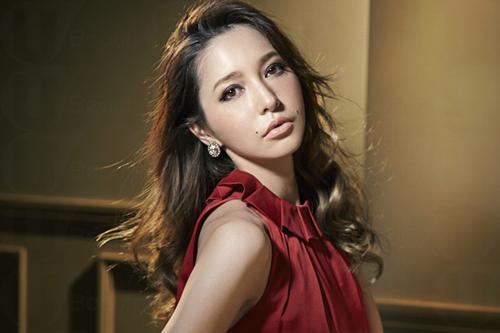 藤井Lena 大推!日本開架彩妝 LB 到港 藤井Lena 大推!日本開架彩妝 LB 到港