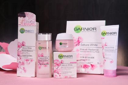 Garnier Sakura White櫻花透白系列