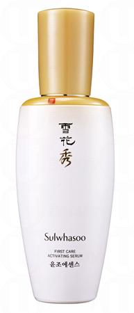 以人蔘草藥護膚作主打的Sulwhasoo雪花秀,將於尖沙咀開設全新概念Sulwhasoo Beauty Lounge,以韓方藥理和傳統韓式穴位經絡按摩手法,為肌膚滋補養分,瞬間調和肌膚元氣,達至陰陽平衡。另外品牌亦為其皇牌產品First Care Activating Serum (潤燥精華) 推出 90 ml 限量版,以賦活肌膚青春元氣的人蔘,為肌膚調養補生,特別適合轉季作深度呵護。 以人蔘草藥護膚作主打的Sulwhasoo雪花秀,將於尖沙咀開設全新概念Sulwhasoo Beauty Lounge,以韓方藥理和傳統韓式穴位經絡按摩手法,為肌膚滋補養分,瞬間調和肌膚元氣,達至陰陽平衡。另外品牌亦為其皇牌產品First Care Activating Serum (潤燥精華) 推出 90 ml 限量版,以賦活肌膚青春元氣的人蔘,為肌膚調養補生,特別適合轉季作深度呵護。