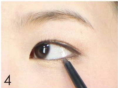 內眼線不脫妝秘訣