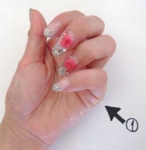 停止溶妝！讓臉部止汗的3個方法